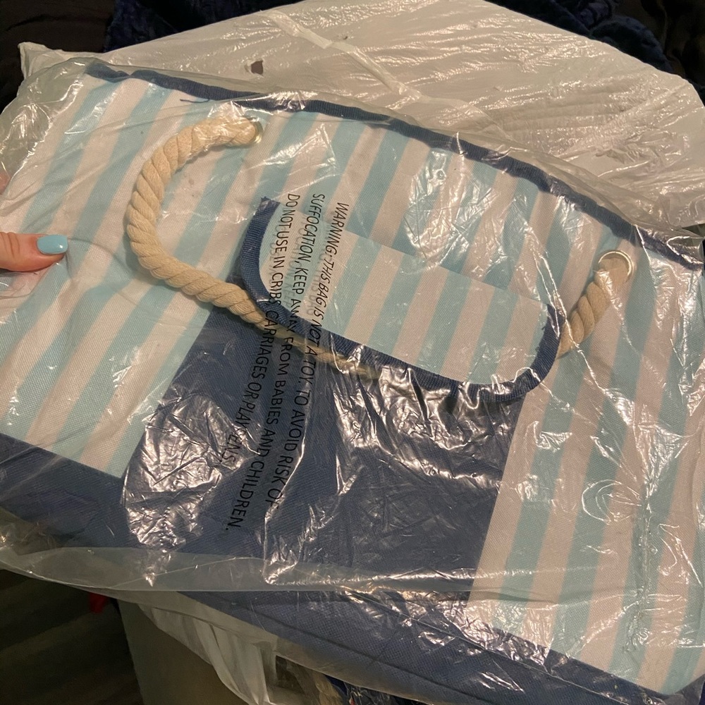 NGIL cooler bag
